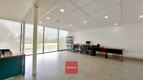Nethaus Vende Excelente Centro Logístico C. Sombrero - Maipú