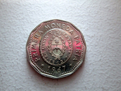 Argentina Primera Moneda Patria 25 Pesos 1967 Escudo Boedo (Usado)