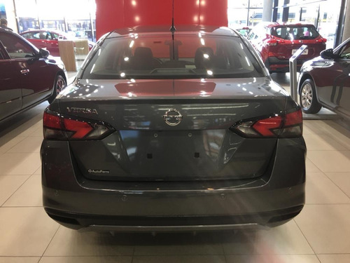 Imagen 5 de 12 de Nissan New Versa Advance Cvt