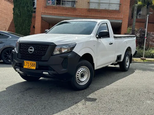 Nissan Frontier 2024 2.5gsl 4x2 Mt Cabina Sencilla