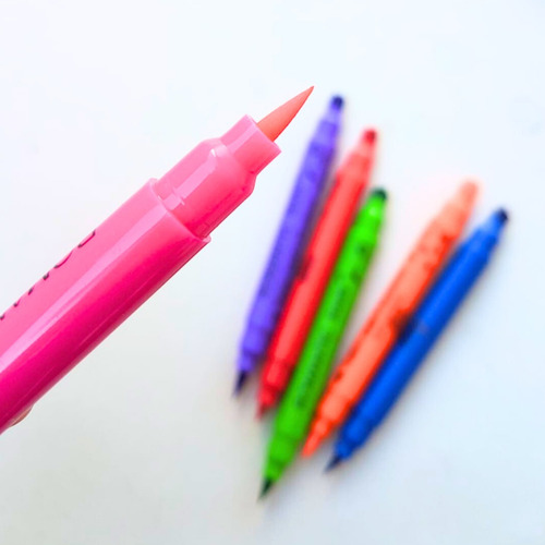 Set 4 Delineadores Doble Punta Sello Figuras Colores Matte Color 4 Colores Diferentes Efecto Mate