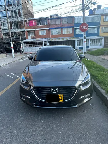 Mazda 3 2.0 Touring At