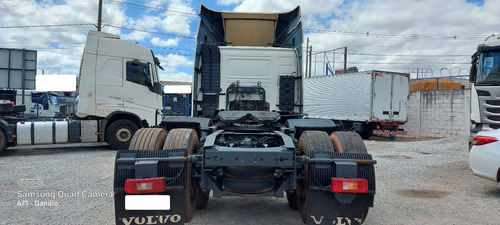 Imagem 4 de 10 de Volvo Fm370 Trucado