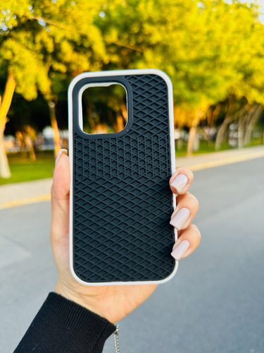 Funda Vans Waffle Para iPhone Color Negro Y Café
