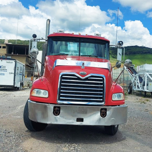 Imagen 9 de 15 de Tracto Mack, Chasis Cabina Rabón P/caja De Volteo Cx613