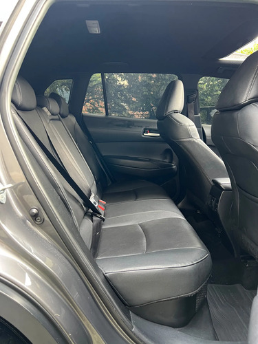 Toyota Corolla Cross (hybrid)