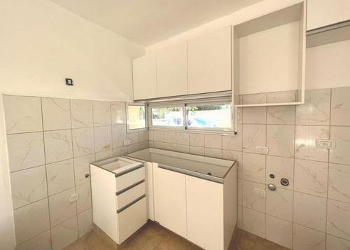 Imagen 9 de 17 de Casa Dos Dormitorios Funes