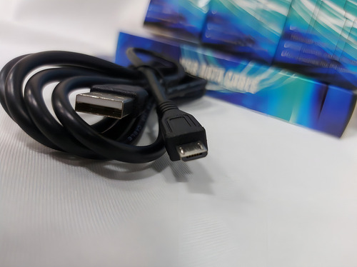 ¡Cable USB para controlador de PS4 que se carga! ¡En el paquete