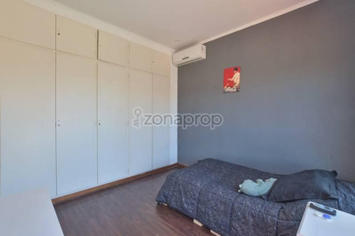 Imagen 20 de 27 de Lindisima Casa Con Mucha Luz Natural Sobre Espectacular Lote Interno De 1.372 M2