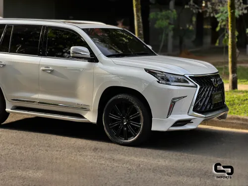 Lexus LX 5.7 570