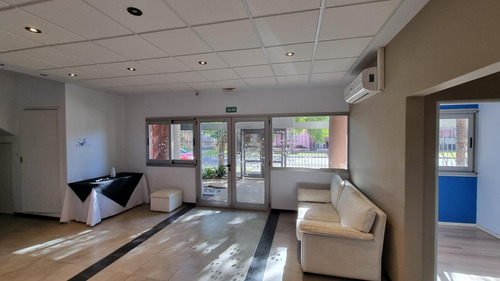 Imagen 4 de 23 de Edificio En Venta