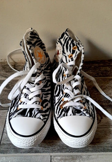 converse peluche converse peluche