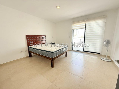 Zakia En Renta Casa Amueblada Con 2 Recamaras Cada Una Con Baño En Suite Qh252912