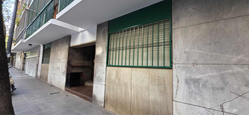 3 Ambientes Al Frente A Metros De Acoyte Y Rivadavia