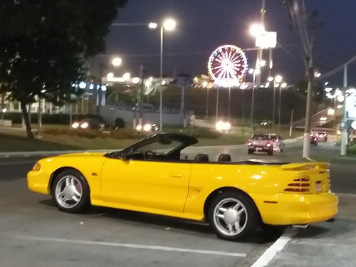 Mustang V8 Conversível