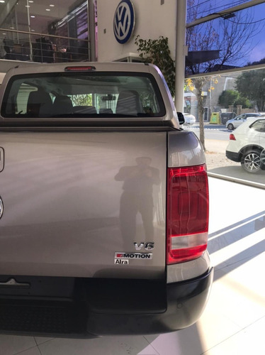 Imagen 23 de 25 de Volkswagen Amarok V6 Comfortline 4x4 At 258cv 3.0 2022 0km 4