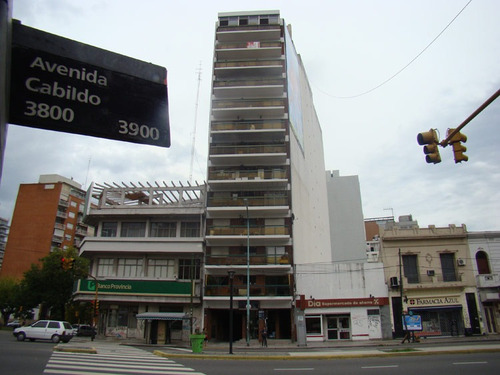 Alq $ 330.000 Saavedra/ Nuñez: Av.cabildo3800 E/paroissien Y Boulevard Garcia Del Río: Fte Pza Balcarce 1 Amb Cfte Bcon Bño Cpto