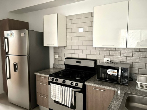 Imagen 2 de 11 de Apartamento En Alquiler Amueblado En Evaristo Morales