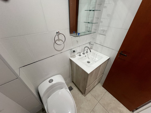 Venta Casa 3 Amb Tipo Duplex Hurlingham A Estrenar