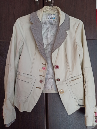 Chaqueta Desigual Talle 38 O Scrudo Y Gris Botones 