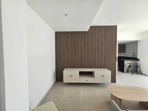 Apartamento Amueblado En Downtown En Renta/alquiler