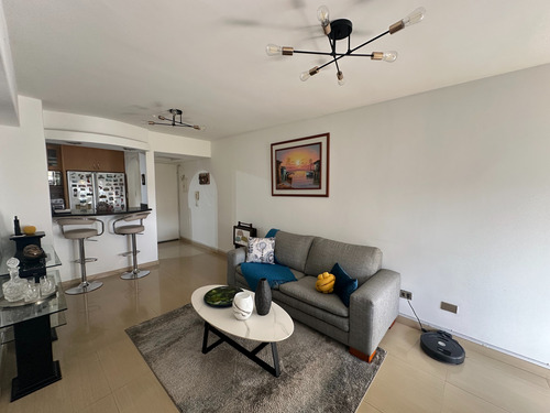 Apartamento En Venta En Lomas Del Avila