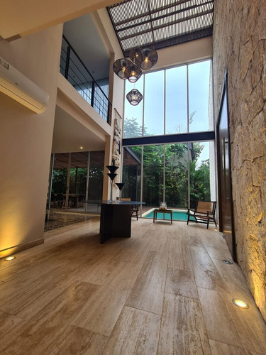 Casa En Privada Residencial En Cholul Yucatan