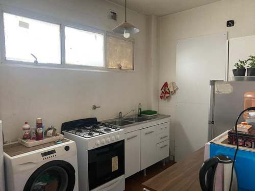 Venta 5 Ambientes En Centro De Comodoro A 3 Cuadras Del Mar
