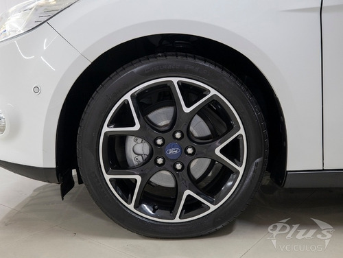Ford Focus Sedan 2.0 Titanium