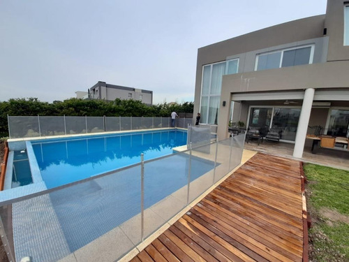 Imagen 8 de 10 de Cerco Removible Para Piletas Reforzado Irrompible Jardin Top