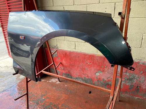 Salpicadera Chevrolet Camaro 2016 2017 2018 2019 2020 Der (Usado)