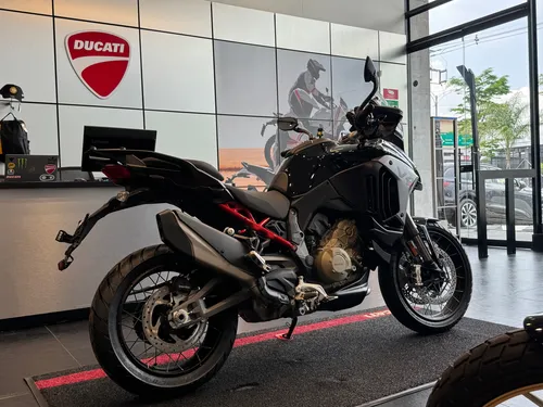 Ducati Multistrada V4s 2025