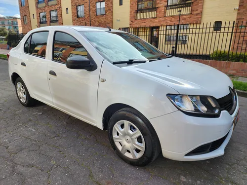 Renault Logan 1.6 Expression / Life +