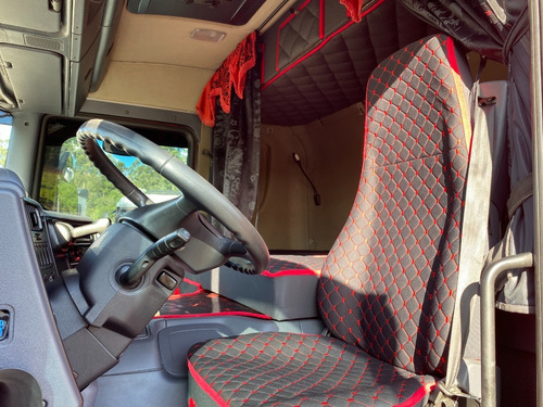Imagem 5 de 14 de Scania P250 6x2 2018 Truck Com Carroceria Graneleira 8,50 Me