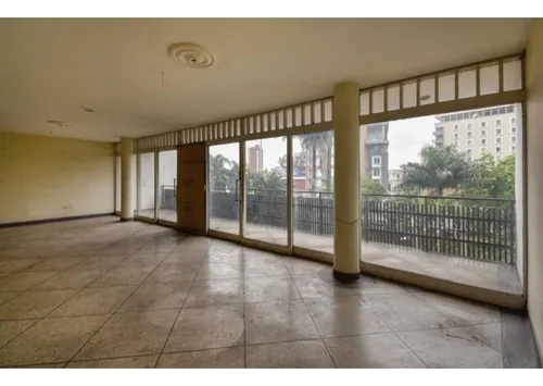 Edificio En Venta En Centenario.