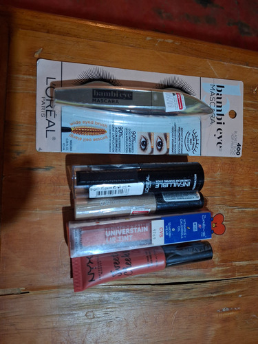 Caja De Maquillaje De Marcas Reconocidas 50 Piezas