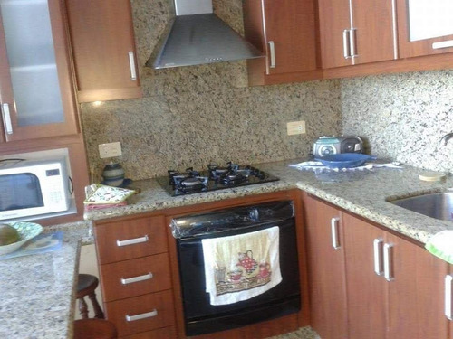Imagen 6 de 12 de Inmobiliaria Altacasa Vende Excelente Apartamento En Varadero, Tucacas.