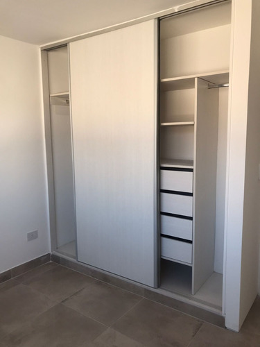 Imagen 9 de 11 de Duplex En Barrio Pórtico Del Sol