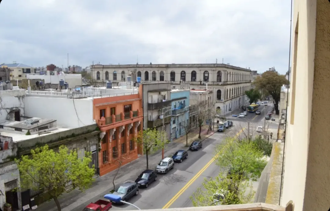 Alquiler Apartamento 2 Dormitorios Centro · Foto 2