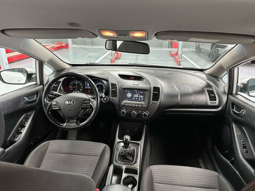 Kia Forte 2.0 Ex Mt