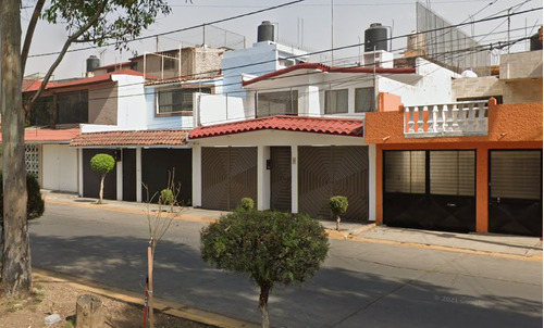 Bonita Casa En Venta En Bosques De Aragón, 57170 Cdad. Nezahualcóyotl, Méx.