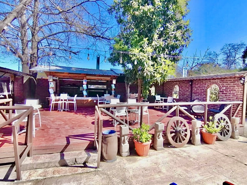 Amplio Restaurante 100% Funcionando En Venta Rengo