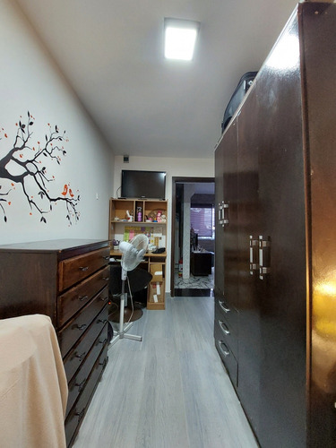 A Estrenar Habitaciones, Dormitorios, (femenino)