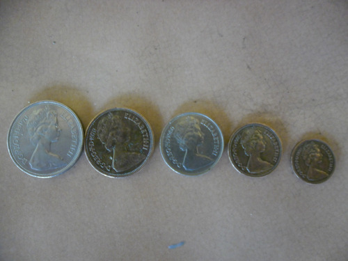 Colección 5 Monedas De Inglaterra Elizabethii 1/2,1,2,5,10.p