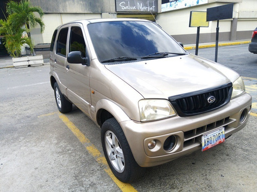 Imagen 3 de 13 de Toyota Terios