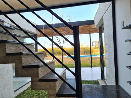 Imagen 9 de 20 de Casa - Araucarias