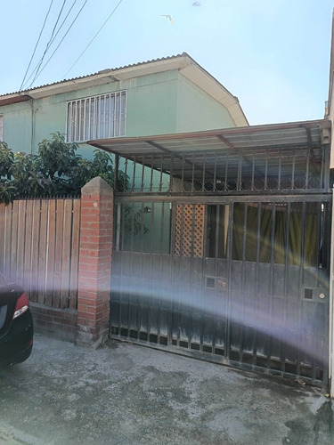 Casa De Dos Pisos 2h 2b 2e (92834)
