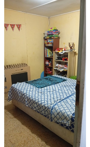 Casa Excelente Ubicacion. Amplio Terreno. Ituzaingo Norte. En Venta