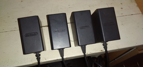 Cargador / Fuente Nintendo Switch Original (Usado)