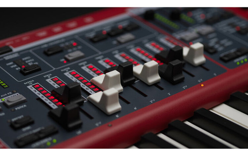 Teclado Sintetizador Nord Stage 4 Ha Com 88 Teclas